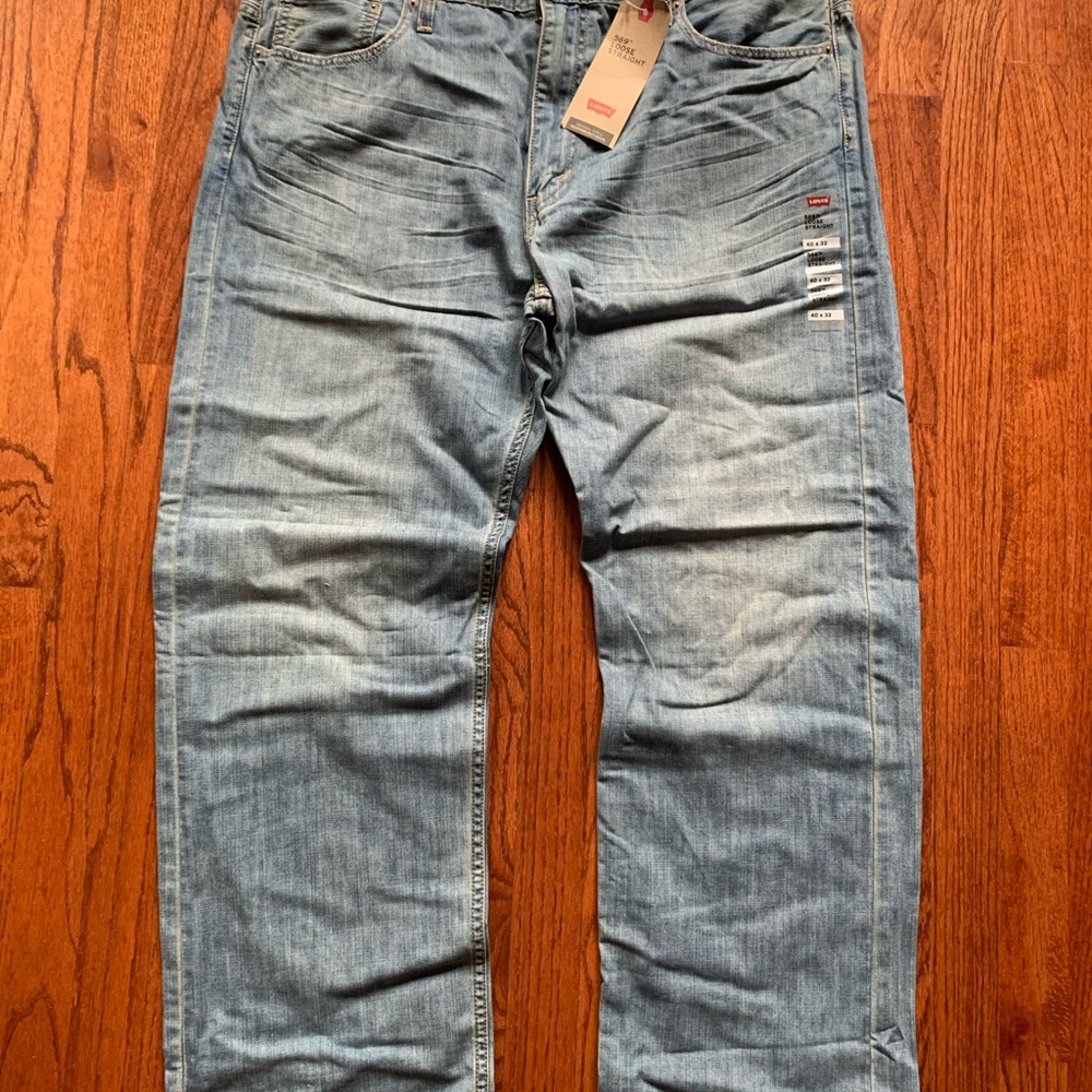 Levi’s  Mens Jeans, Loose Straight, size 40x32. Brand New.